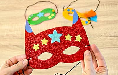 Image du masque super-héro : lien vers le tuto.